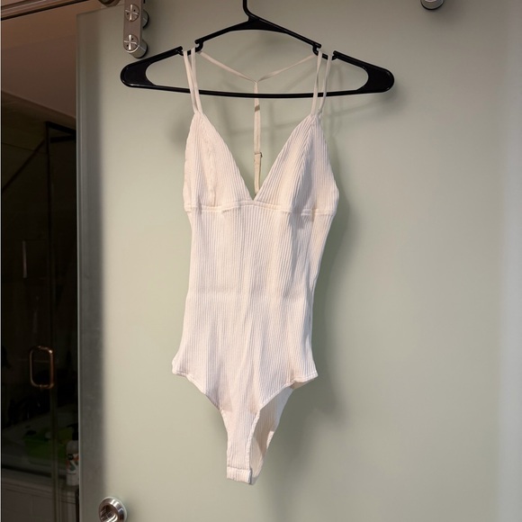 Sexy Bodysuit Bundle | 3 Bodysuits + 1 Dress + 1 shorts + 1 t-shirt | XS–M - Picture 6 of 11